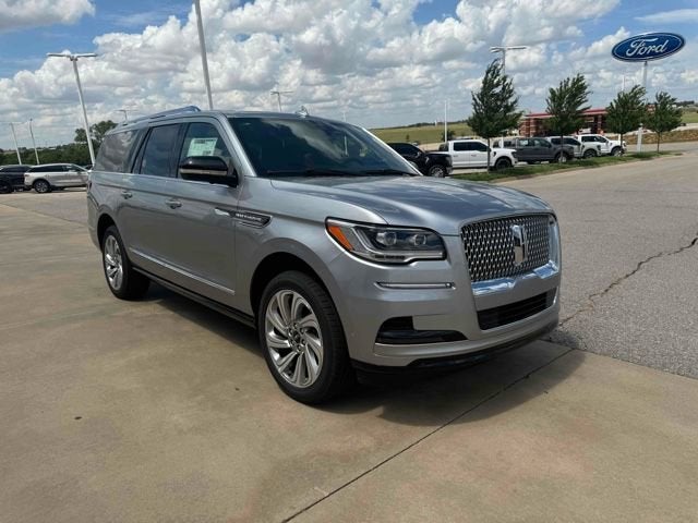 2024 Lincoln Navigator L — rear three-quarter view